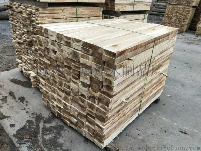 产品列表 木材加工 > 青岛杨木方厂    沭阳星星木材加工厂杨木优点
